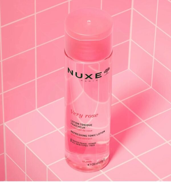 �
Nuxe Gentle Toning Lotion – تونر ورد لطيف بدون كحول، مخصص للبشرة الحسّاسة