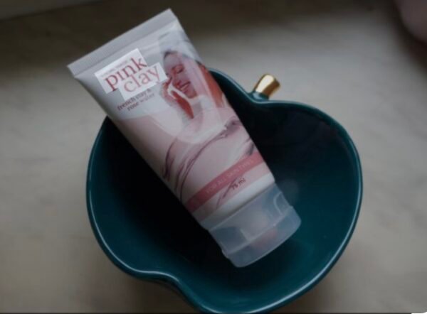 ماسك الطين الوردي Pink Clay،