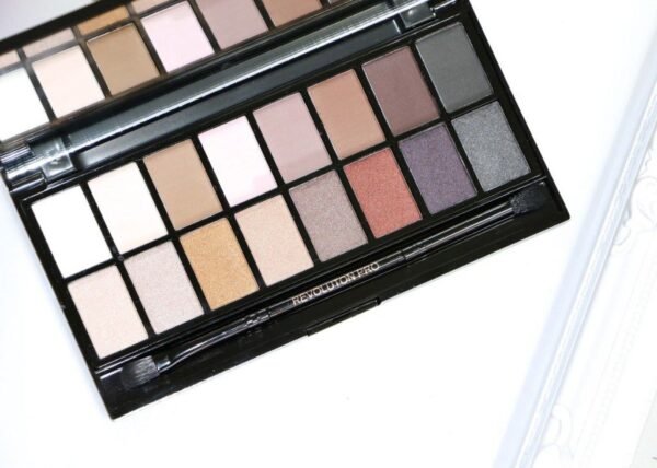 file_98.jpg Pallete Eyeshadow – Revolution Pro