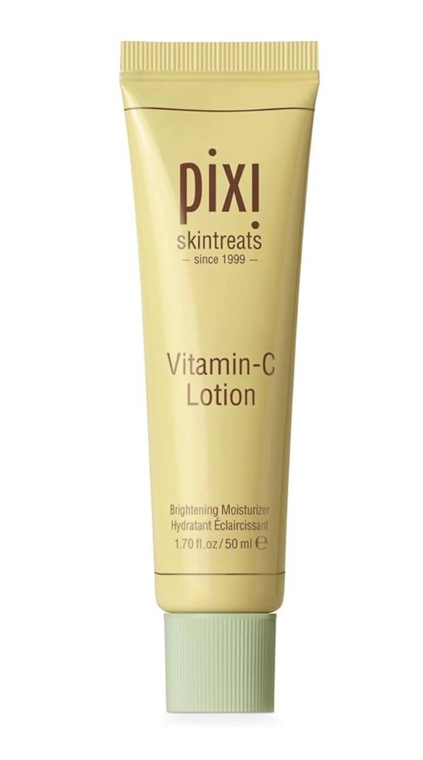 Pixi Vitamin-C Lotion يفتح البشرة ويوحد اللون
