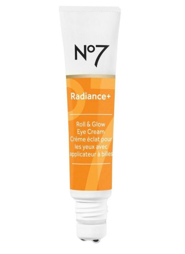 كريم العين No7 Radiance+ Roll & Glow
إذا تعانين من هالات، تعب، أو بهتان تحت العين
