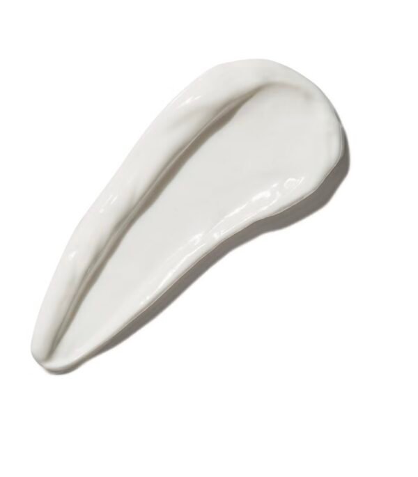 لوشن النهار No7 Hydra Luminous+ SPf 15
إذا بشرتچ عطشانة وتحبين نضارة طول اليوم، هذا اللوشن راح يعجبچ كلش �