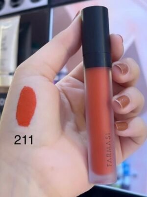 2026/01/1000088333.jpg أحمر شفاه سائل مات من فارمسي (Farmasi Matte Liquid Lipstick)، درجة اللون 211.